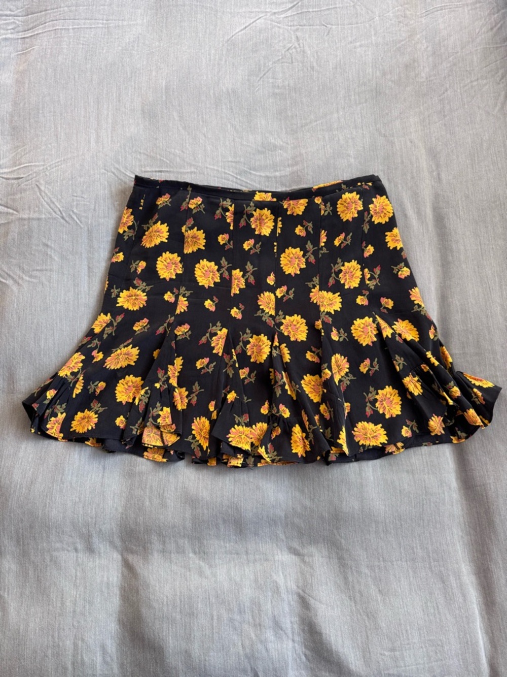 Veronica Beard Silk Sunflower Mini